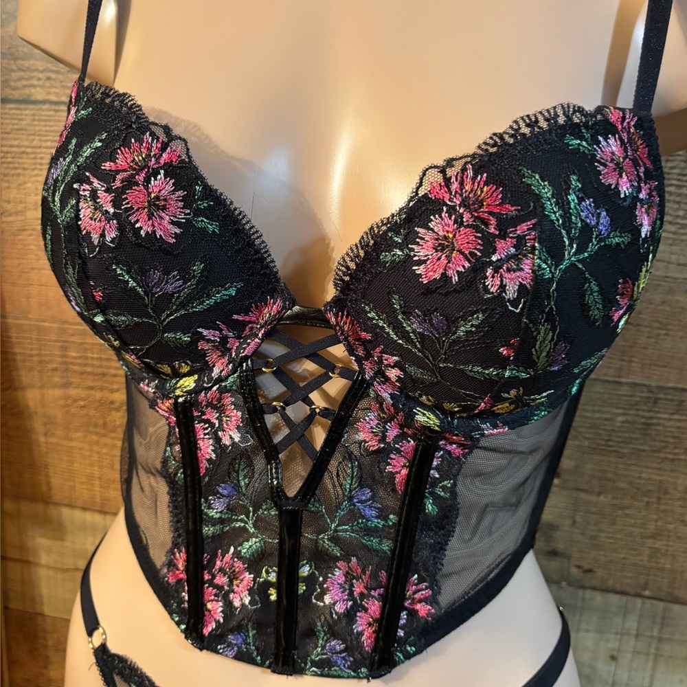 🎀 Victorias Secret Very Sexy Set Push Up Corset Bra & Cheeky Panty - Picture 4 of 12